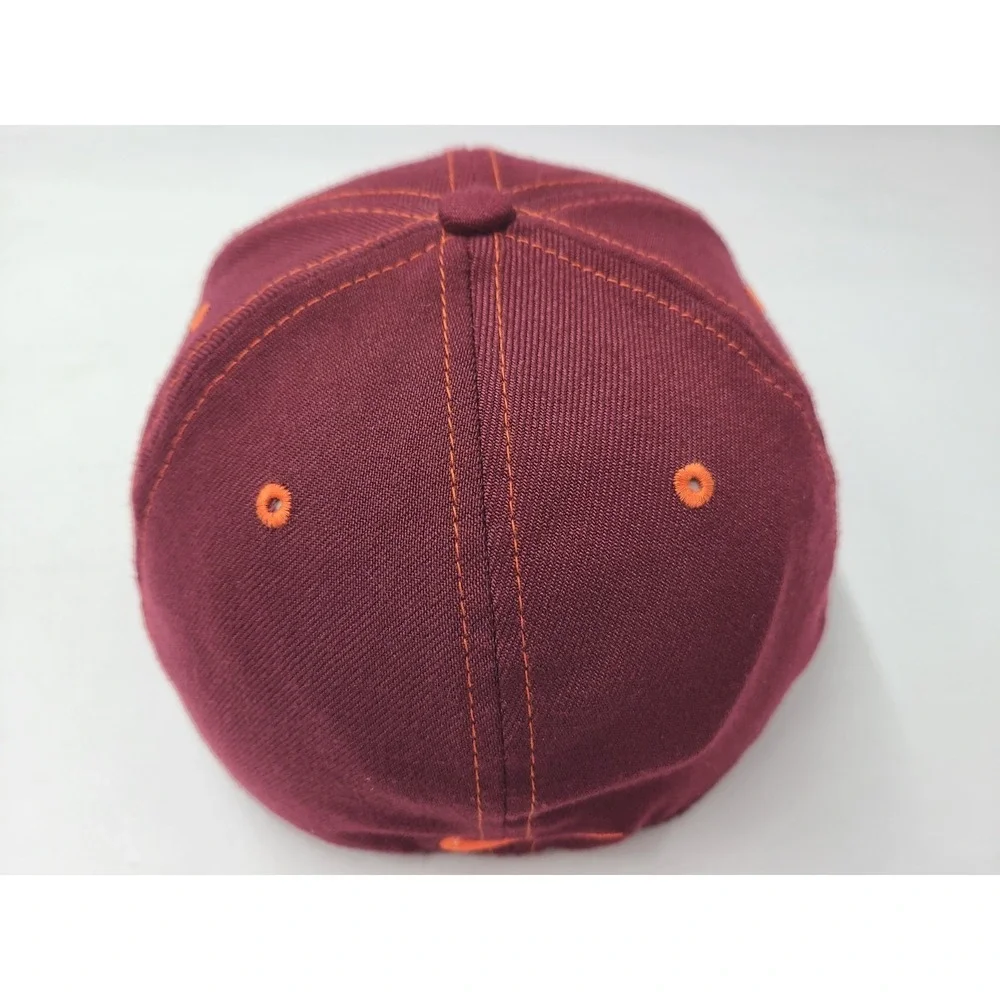 Virginia Tech Hokies Nike True Dri-Fit Flex Fitted S-M Hat Cap Men NCAA Maroon‎